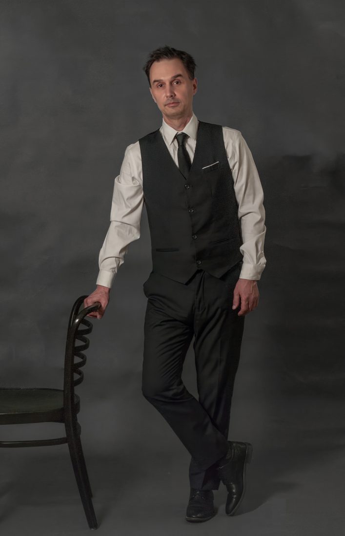 Jason Vest Plain